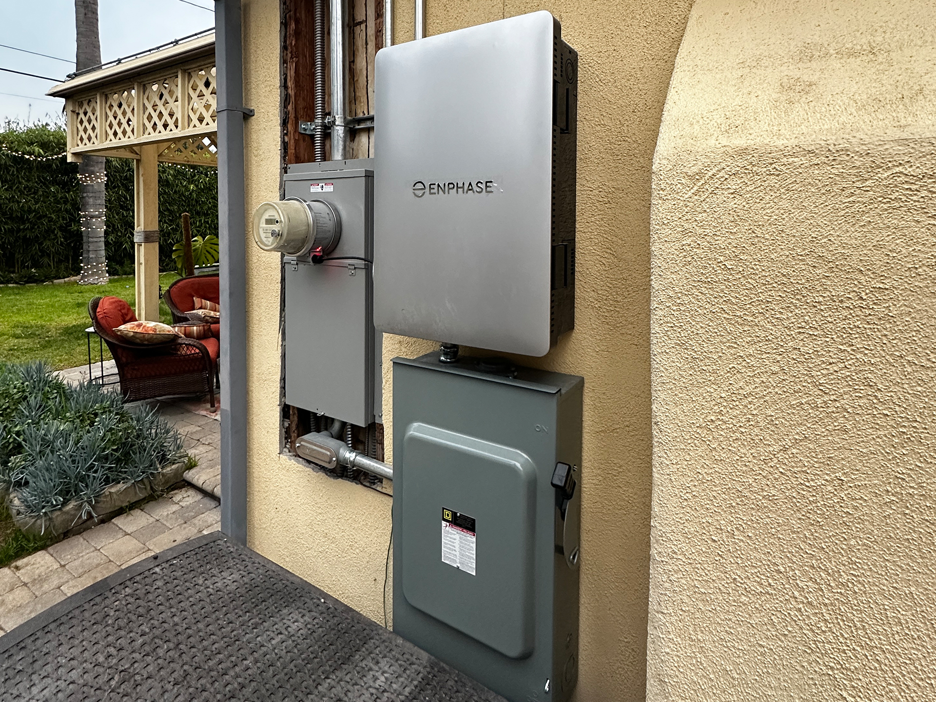 enphase solar battery backup